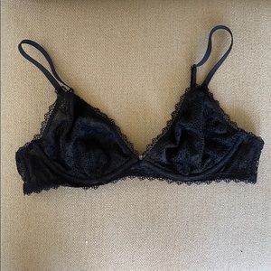 VS black lace underwire bralette